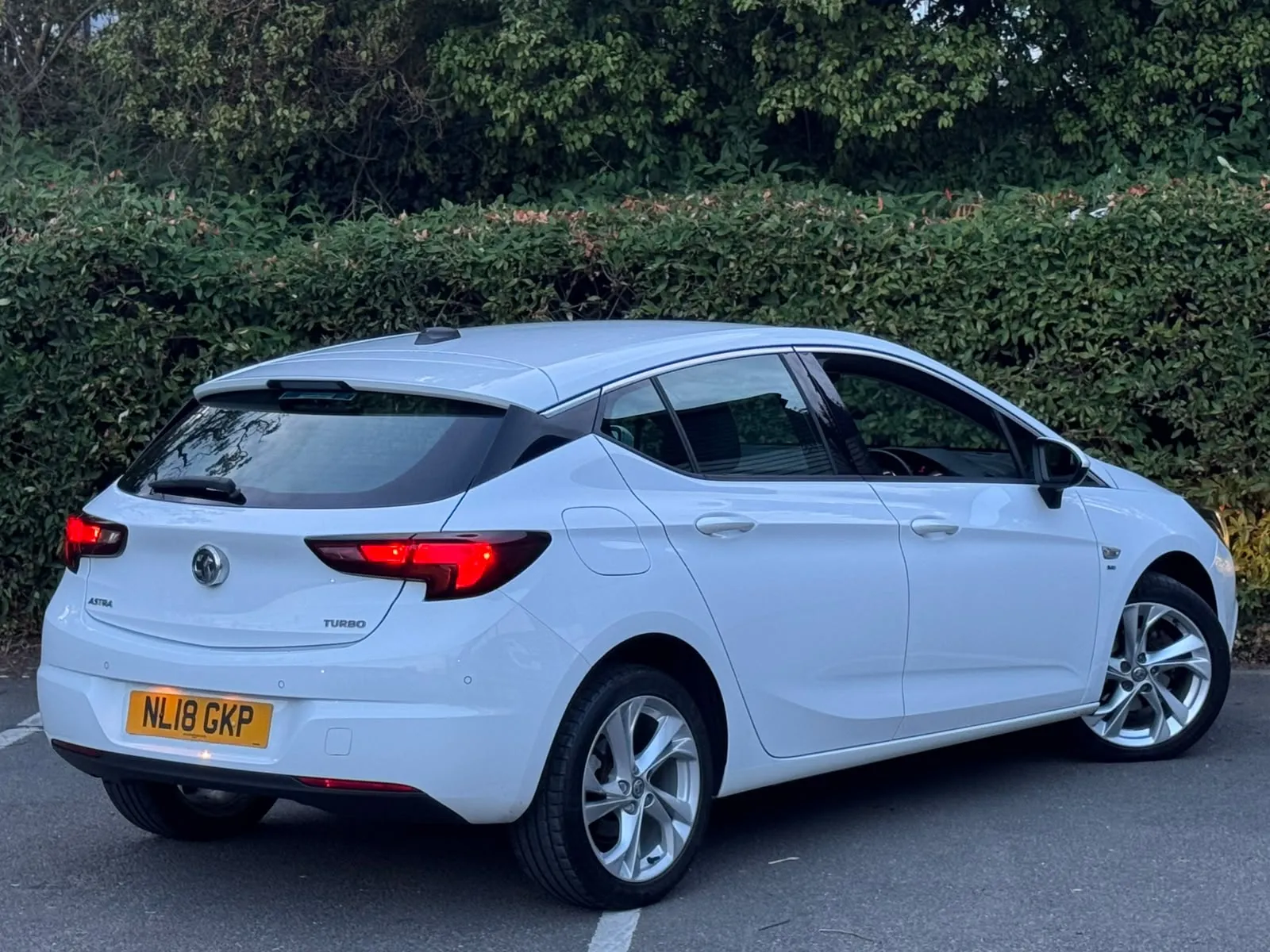 2018 Vauxhall Astra, photo 7 of 34