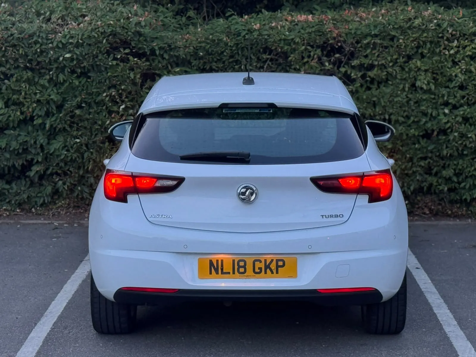 2018 Vauxhall Astra, photo 12 of 34
