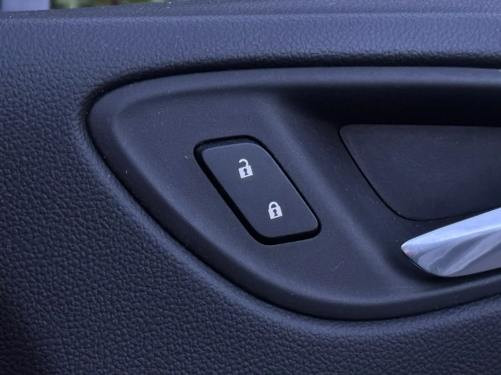 2018 Vauxhall Astra, photo 29 of 34